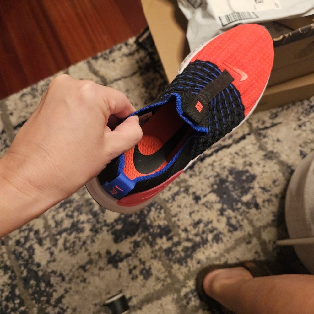 Nike React Flyknit Sneakers - Picture 12 of 13